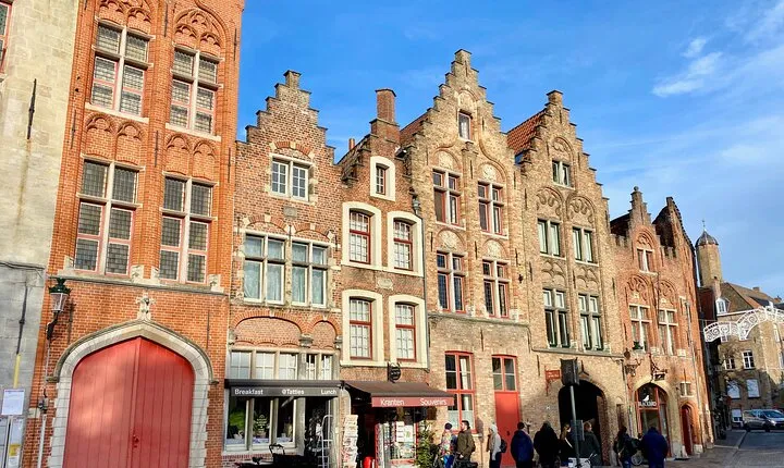 Однодневный тур в Брюгге из Парижа в мини-группе на Мерседесе