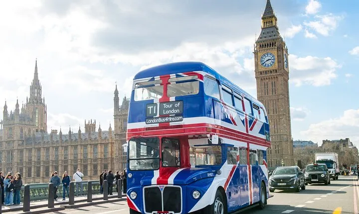 London: Great British Afternoon Tea Bus Tour