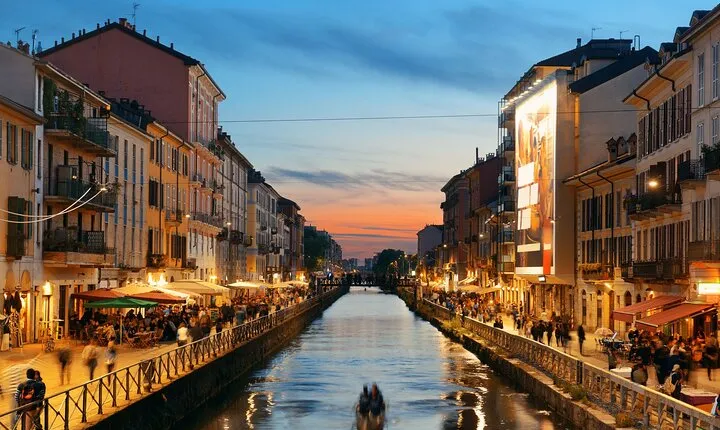 Milan Aperitivo Small Group Afternoon Experience