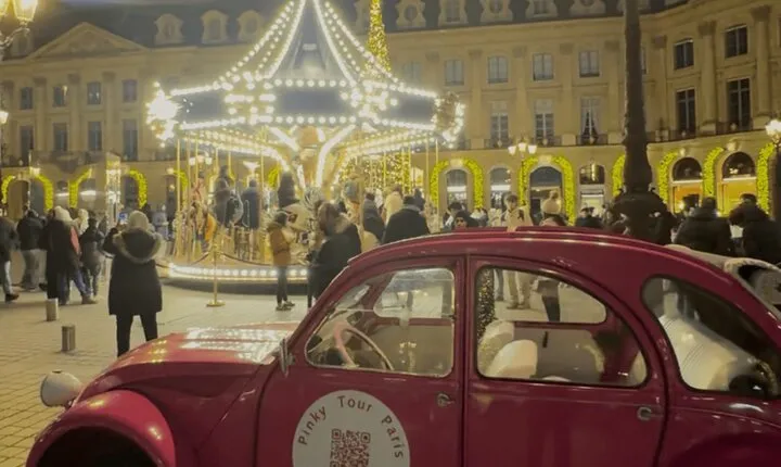  Paris Christmas Tour in a pink Citroën 2cv