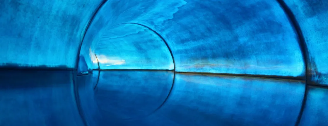Entrance to Palau de Gel Splash Toboganes with Pool & Slides