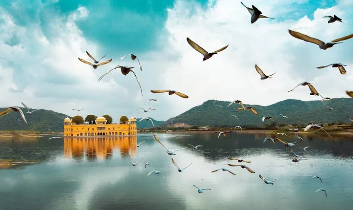 Four Days Private Luxury Delhi Agra & Jaipur Golden Triangle tour