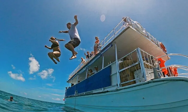 Catamaran in Cozumel with snorkeling at El Cielo and open Bar