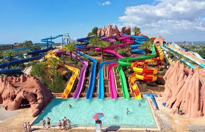 Shuttle transport to Slide and Splash Albufeira with Return