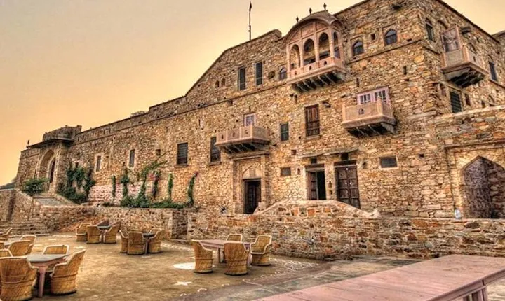 Neemrana Fort & Alwar, 2 day Rajasthan tour from Delhi