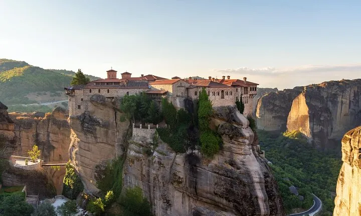 "Explore Delphi and Meteora - 2 Day Private Tour from Athens"