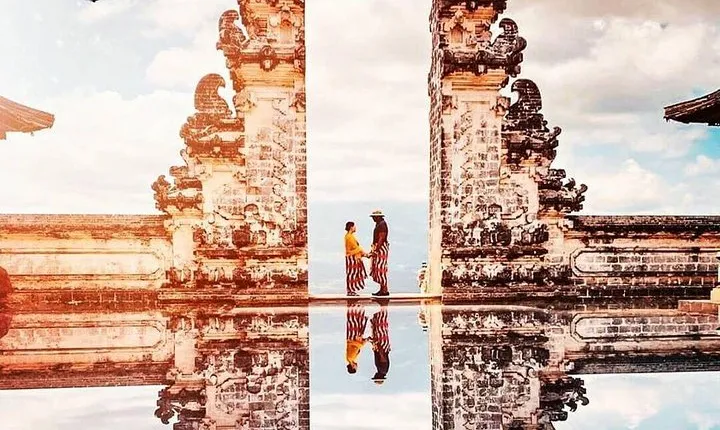 Best Tour to Lempuyang Temple, a Gate of Heaven with Snorkeling Blue Lagoon