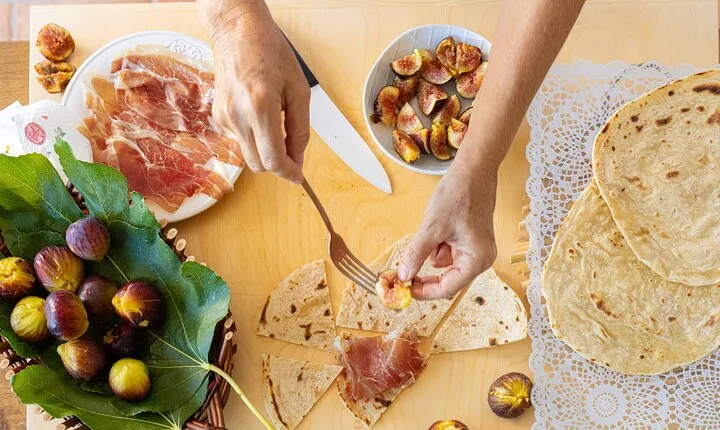 Taste Truffles, Wine & Aperitif in Matera’s Scenic Countryside