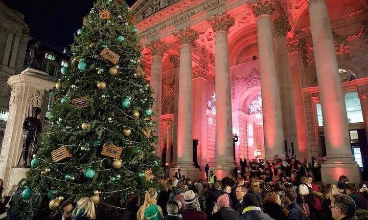 London Christmas Lights Guided Walking Tour