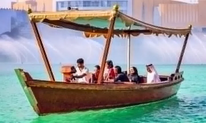 Experience Dubai Fountains Show on a Boat Ride