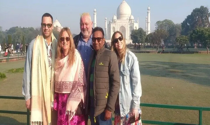 Early Morning Taj Mahal Sunrise Tour From Delhi