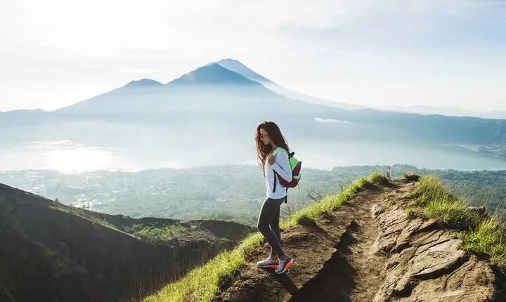Bali day trip : Batur Sunrise Hike and Hot Spring All inclusive