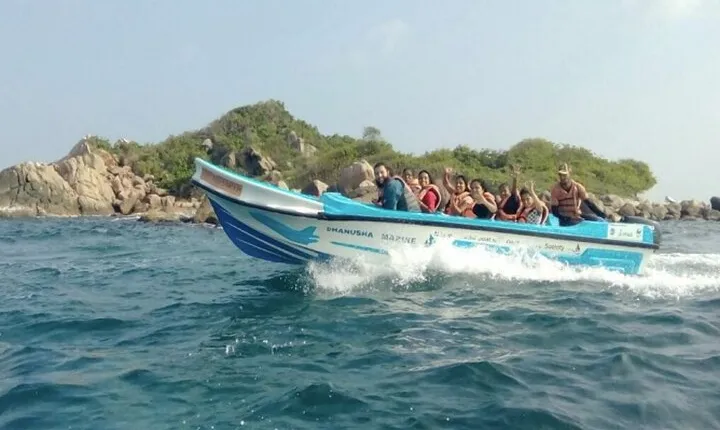 East Coast Wonders: Tour from Sigiriya to Trincomalee & Nilaveli