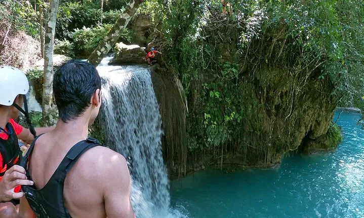 Canyoneering Experience in Kawasan Falls with Lunch