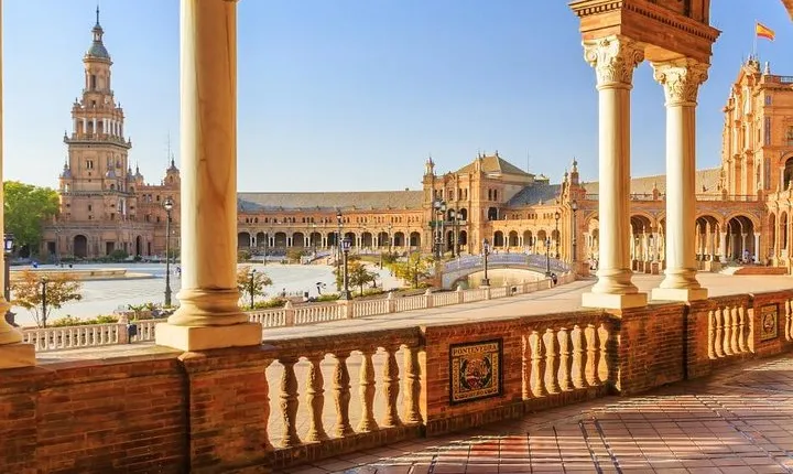 Essential Seville: A Self-Guided Audio Tour Explore the its History & Legends