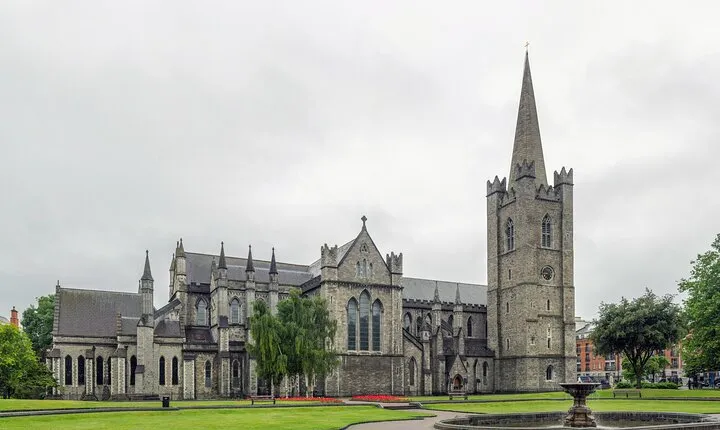 Essential Dublin: Castles, Cathedrals, Guinness & City Highlights