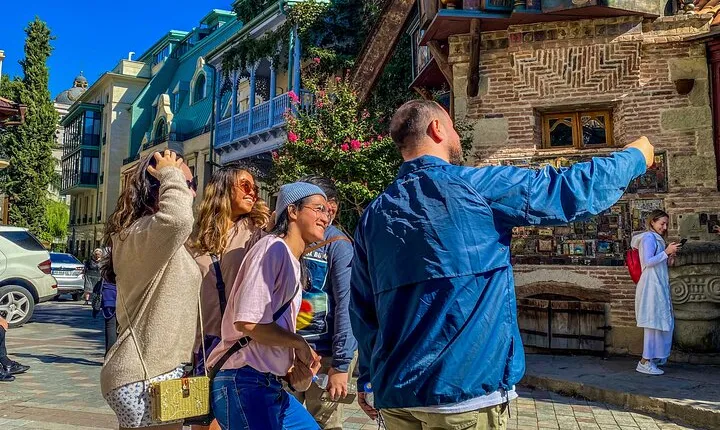 Tbilisi Walking Tour Including Wine Tasting Cable Car and Bakery