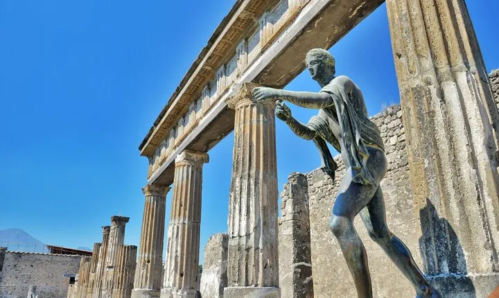 Half-Day Private Tour From Naples to Pompeii