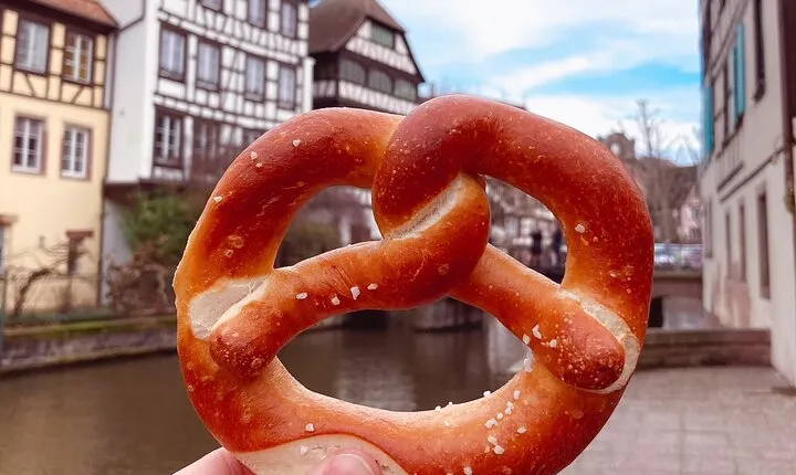 Strasbourg: Food Tour and Old Town Walk