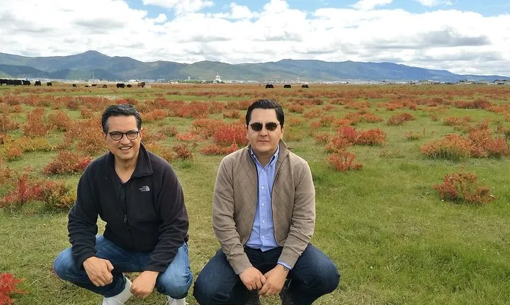 Private Jade Dragon Snow Mountains and Naxi Village Tour