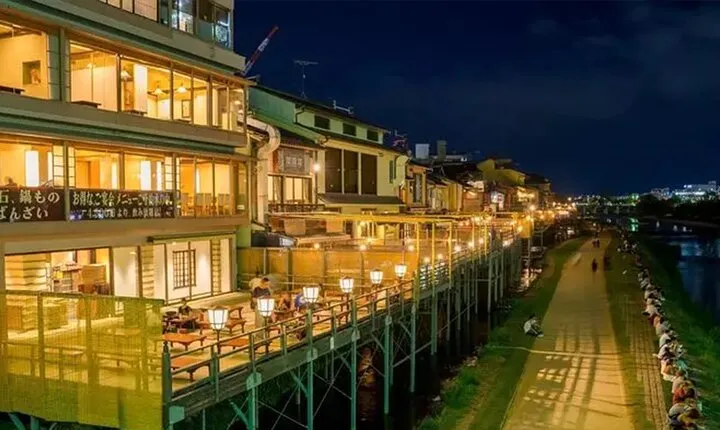 Kyoto Food Tour – 12 Dishes & 3 Drinks
