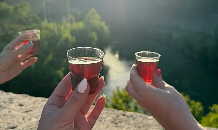 Day drinking in Rome & Scandalous Roman History