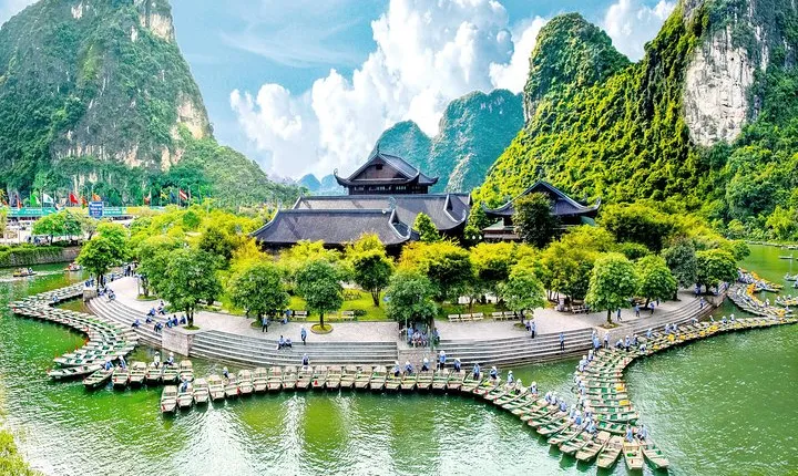 Trang An – Hoa Lu – Mua cave 1 Day Tour