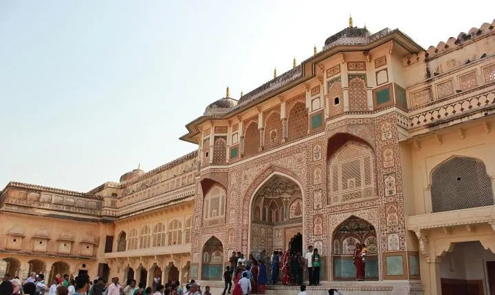 Private Full Day City Tour of Jaipur visit Amber Fort, City Palace with Lunch