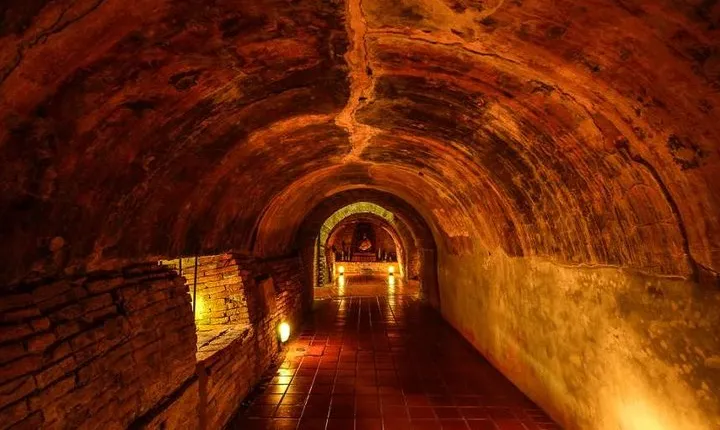 TunnelTemple&DoiSutepTemple(Night)