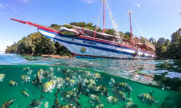 Angra dos Reis and Ilha Grande, Boat Ride from Rio Lunch and Transport