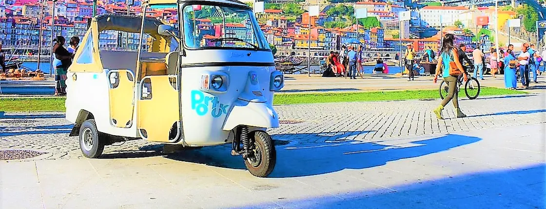 Cruise Shore Excursion - Private Tuk Tuk Tour to the Historic Center