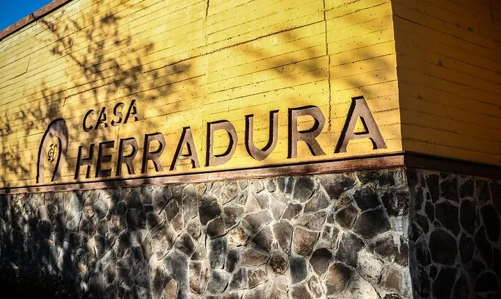 A unique tour! Visiting Hacienda Casa herradura From Guadalajara
