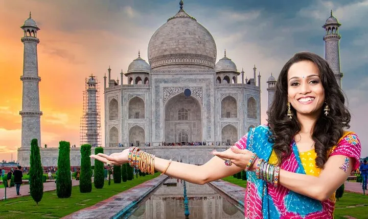 Same Day Agra Taj Mahal Tour Including Lunch from Delhi