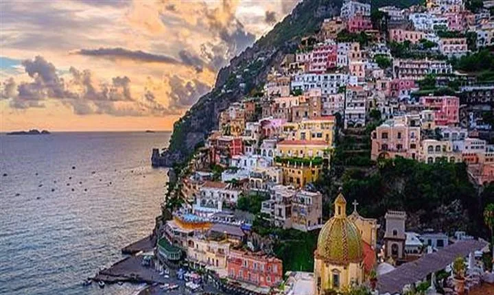 VIP Experience Private tour to Pompeii and Amalfi coast from Rome