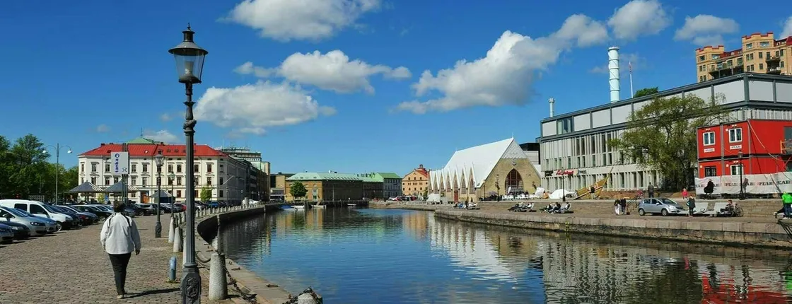 Guided tour of Gothenburg's most photogenic spots with a local