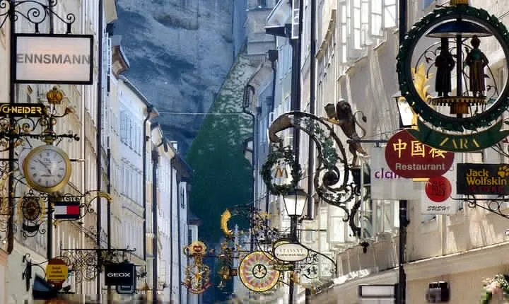 Salzburg's Majestic Gems: Enchanting Castles and Brews Experience
