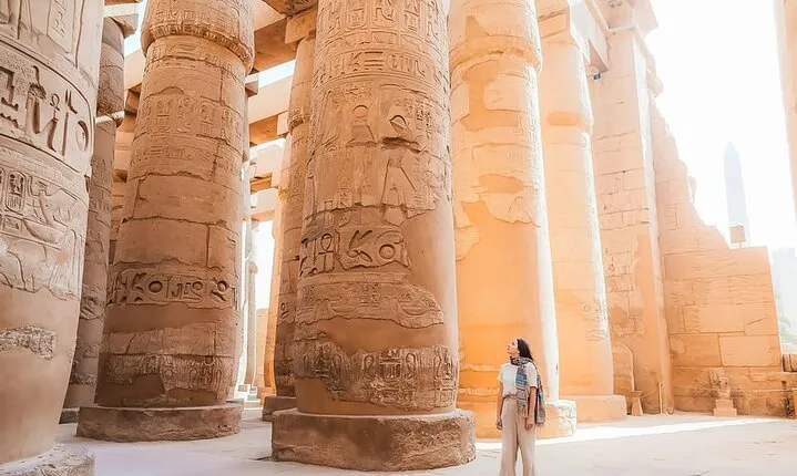 Hurghada to Luxor : Valley of the Kings Tour with Small Group