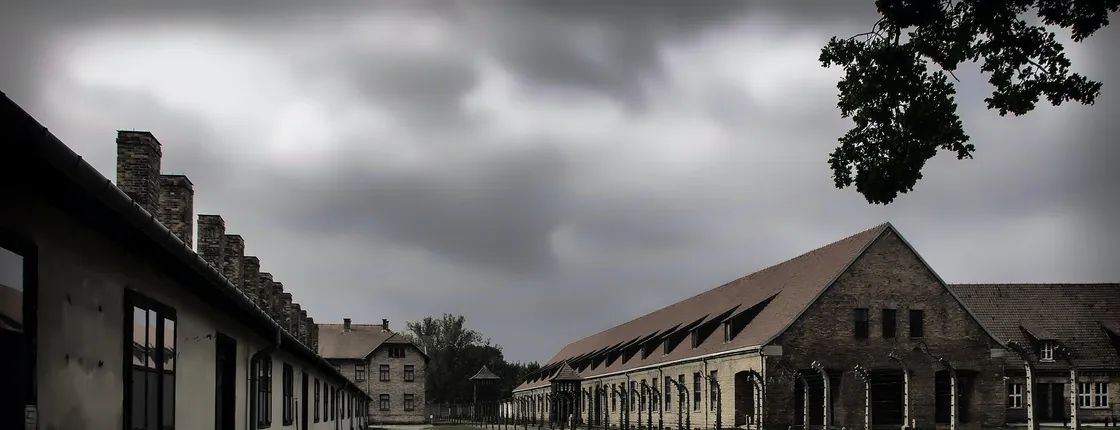 Auschwitz-Birkenau guided tour with transport