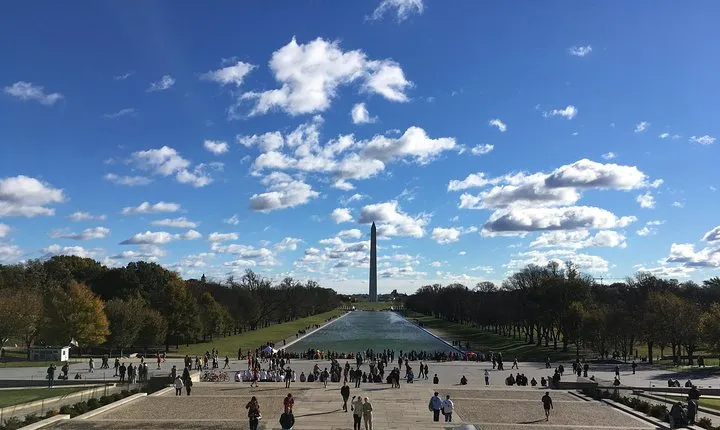 Monuments and Memorials Architecture Tour