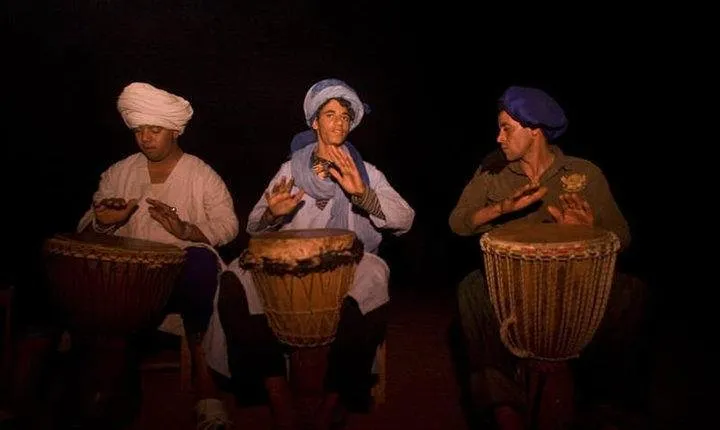 From Marrakech: 2 days to Zagora desert via Atlas mountains & Draa Oasis