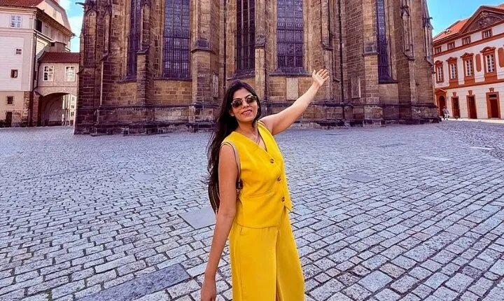 Vienna to Prague: Full-Day Private Tour with Guide and Transfers