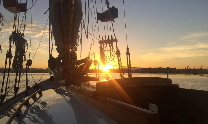 Sunset and Afternoon Sailing Tours Aboard A Vintage Yacht