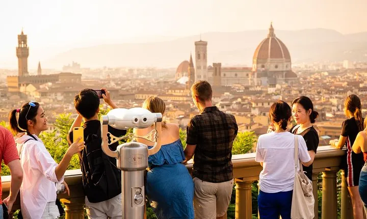 Explore Florence in 60 minutes with a Local