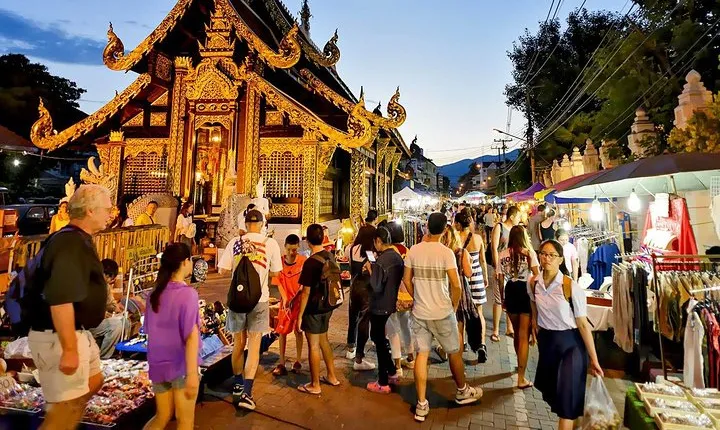 Chiang Mai Night Street Food Experience – Private Tour