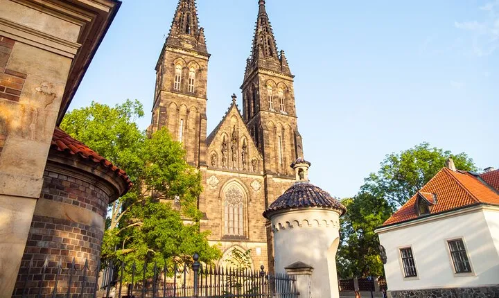 Private Vyšehrad Castle Tour with Casemates and Gorlice