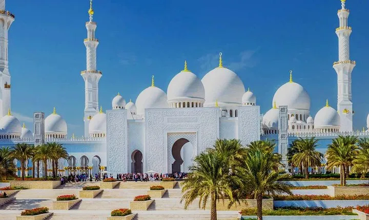 Small-Group Abu Dhabi Day Trip from Dubai