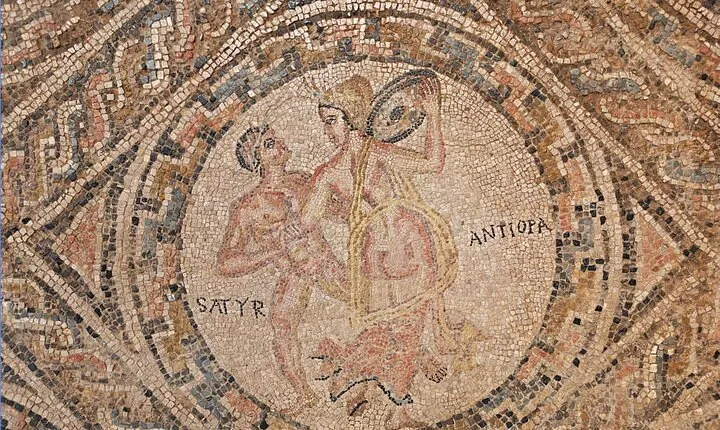 Private Tour to the Roman Villa Antiopa in Malaga