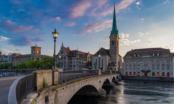 Private direct Transfer from Hallstatt to Zurich/Eng. sp. driver