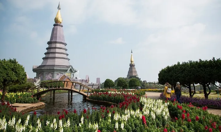 Doi Inthanon Summit Waterfalls and Hill Tribe Day Tour 