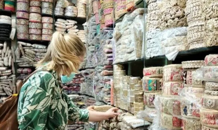 The Fabric Trail: Textile & Tailoring Tour with Expert Guide